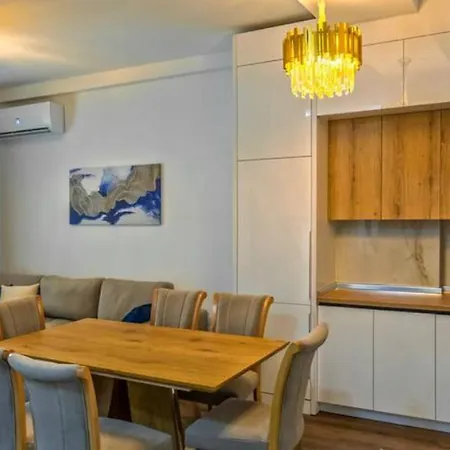 Centaurus Apartment *