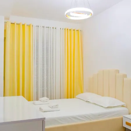 Centaurus تيرانا